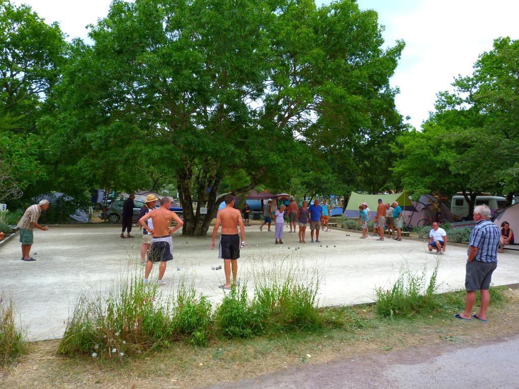 Camping La Maurie Foulerot Εξωτερικό φωτογραφία